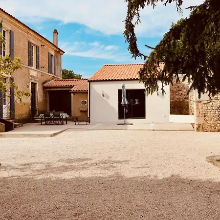 D'hôtes Rénovée Du Xviii ème Saint-Aubin-la-Plaine